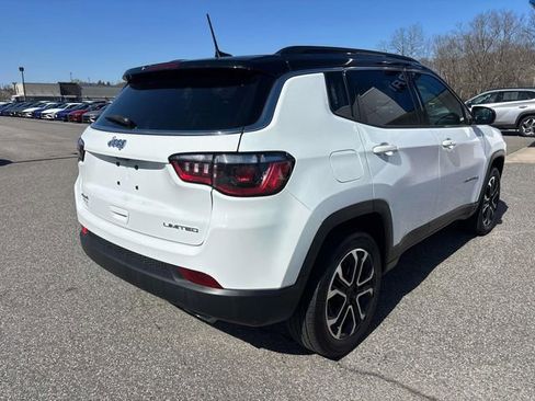 Used 2022 Jeep Compass Limited AWD/4WD image 3