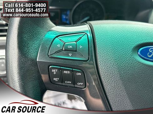 Used 2016 Ford Explorer XLT w/ Equipment Group 202A AWD/4WD image 18