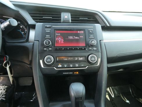 Used 2020 Honda Civic LX image 19