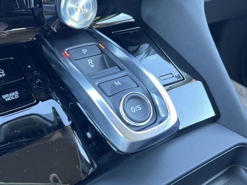 New 2026 Acura MDX SH-AWD image 19