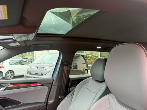 New 2026 Volkswagen Tiguan SE R-Line image 22