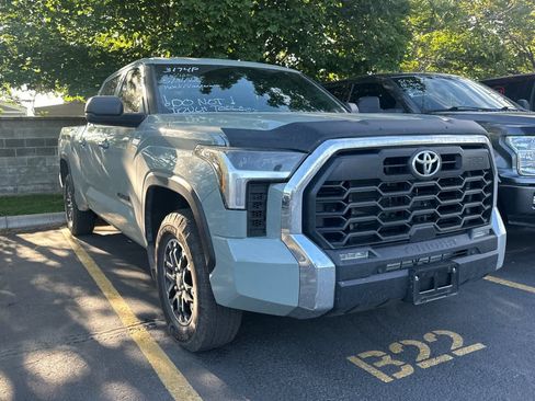 Used 2025 Toyota Tundra SR5 AWD/4WD image 3