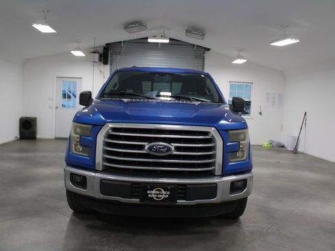 Used 2015 Ford F150 XLT w/ Equipment Group 302A Luxury image 3