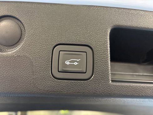 New 2026 Chevrolet Equinox RS AWD/4WD image 9