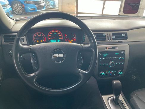 Used 2008 Chevrolet Impala SS w/ Convenience Package image 28