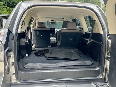 Certified 2023 Lexus GX 460 Premium AWD/4WD image 23