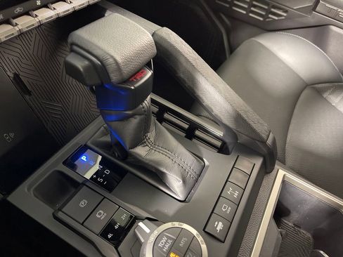 Certified 2025 Toyota Tacoma TRD Off-Road w/ TRD Off Road Premium Package image 22