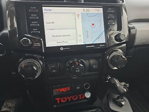 Used 2021 Toyota 4Runner TRD Off-Road Premium w/ Moonroof Package AWD/4WD image 23