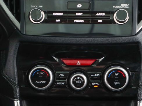 Used 2023 Subaru Forester Touring w/ Popular Package #2 image 20