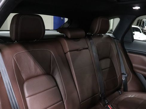 Used 2017 Jaguar F-PACE S image 20