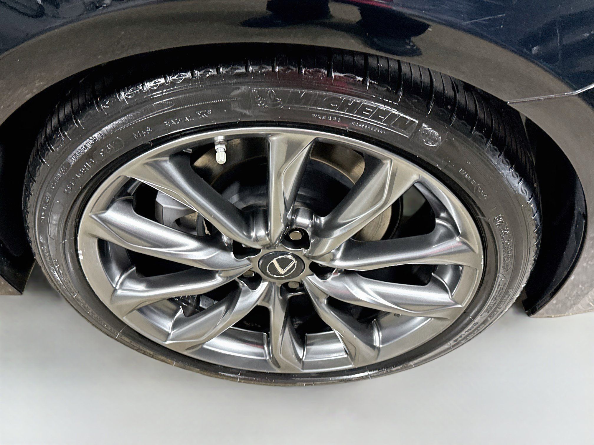 Used 2020 Lexus RC 350 F Sport w/ Accessory Package AWD/4WD image 30