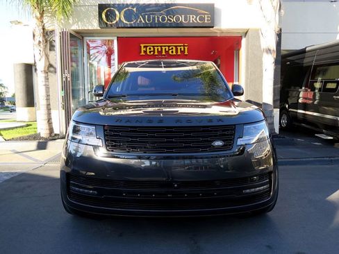 Used 2023 Land Rover Range Rover Autobiography image 31