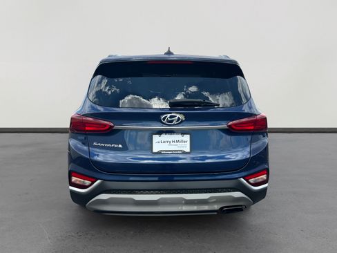 Used 2019 Hyundai Santa Fe SE FWD image 4