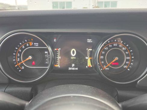 Used 2021 Jeep Gladiator Sport image 21