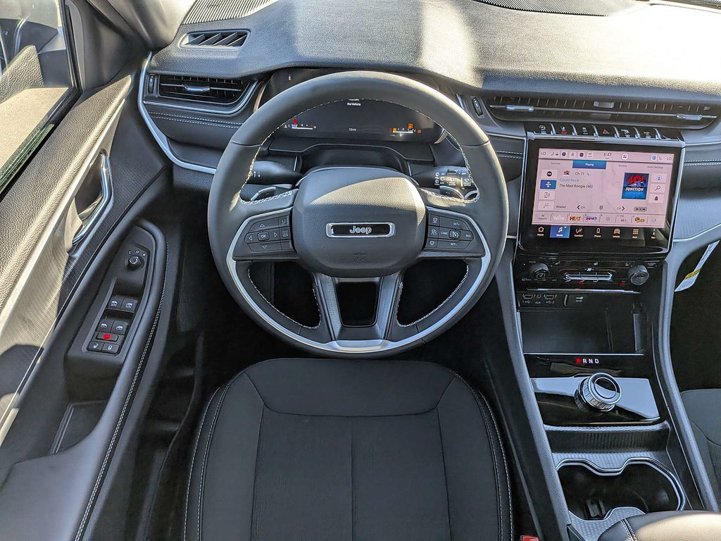 New 2027 Jeep Grand Cherokee Laredo X AWD/4WD image 18