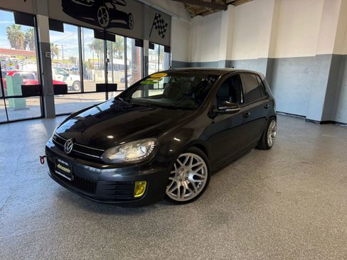 Used 2012 Volkswagen GTI 4-Door image 3