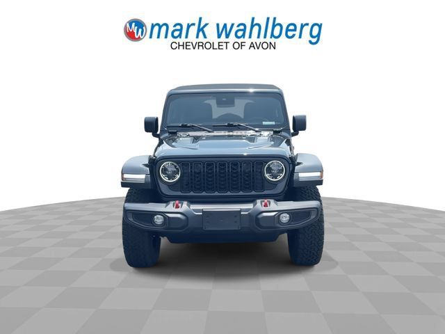 Used 2024 Jeep Wrangler Unlimited Rubicon AWD/4WD image 3