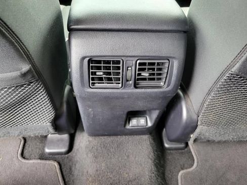 Used 2020 Toyota 4Runner SR5 AWD/4WD image 31
