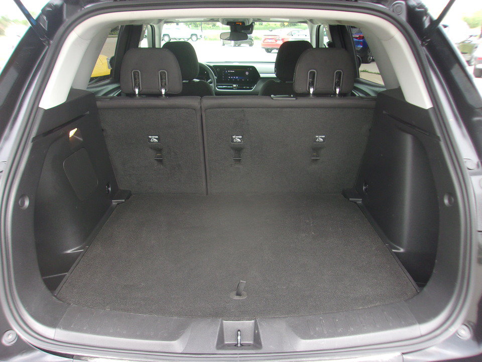 Used 2024 Chevrolet TrailBlazer LT w/ Driver Confidence Package FWD image 18