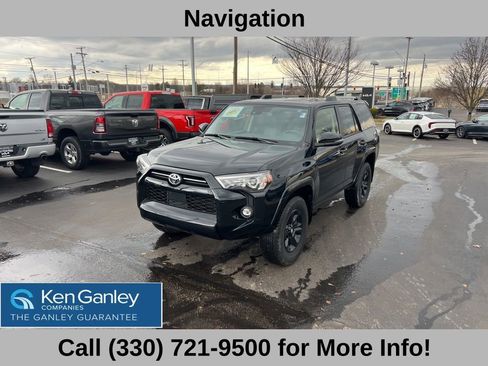 Used 2023 Toyota 4Runner SR5 Premium w/ Moonroof Package image 2
