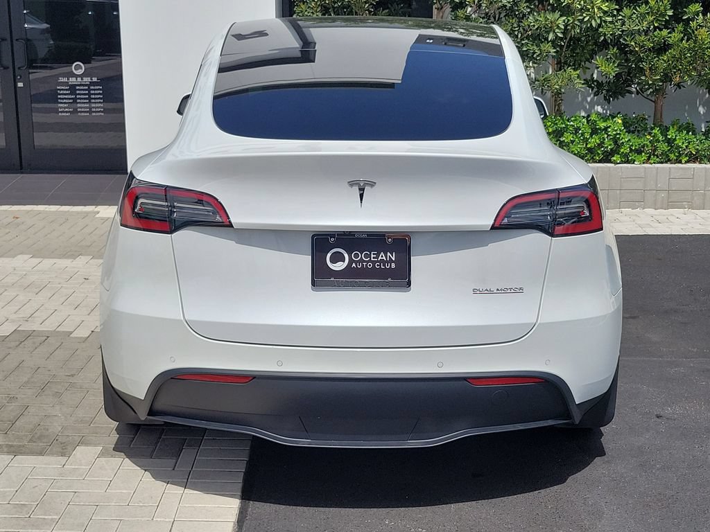 Used 2022 Tesla Model Y Performance AWD/4WD image 5
