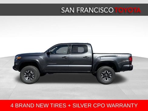 Certified 2018 Toyota Tacoma TRD Off-Road AWD/4WD image 2