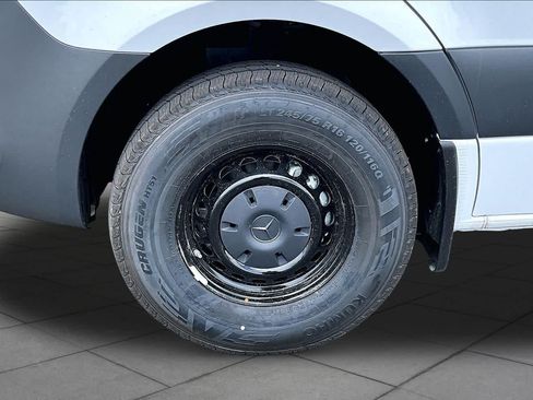 New 2026 Mercedes-Benz Sprinter 2500 image 11
