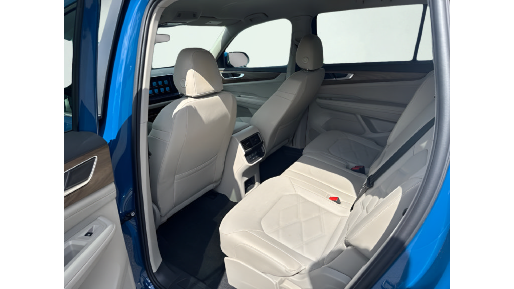 Used 2026 Volkswagen Atlas SE AWD/4WD image 17