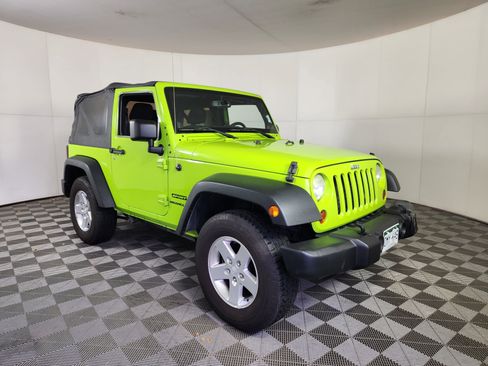Used 2013 Jeep Wrangler Sport image 9