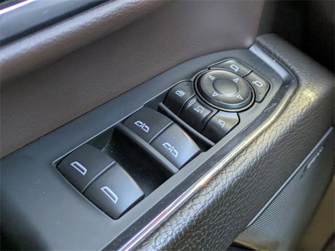 Used 2024 GMC Sierra 3500 Denali w/ Denali Reserve Package image 27