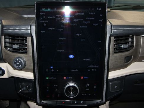 Used 2023 Ford Expedition Max Limited image 16