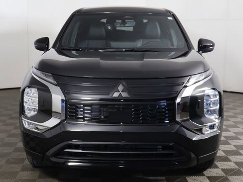 New 2026 Mitsubishi Outlander LE AWD/4WD image 14