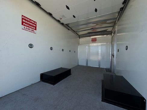 Used 2023 Ford Transit 350 DRW RWD image 19