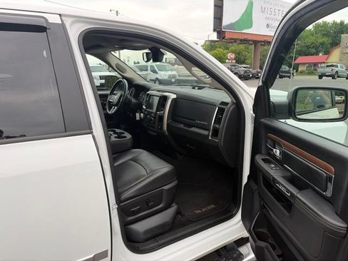 Used 2017 RAM 1500 Laramie AWD/4WD image 24