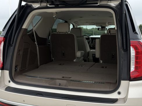 Used 2022 GMC Yukon Denali AWD/4WD image 26