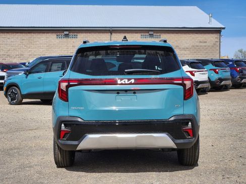 New 2026 Kia Seltos EX AWD/4WD image 11