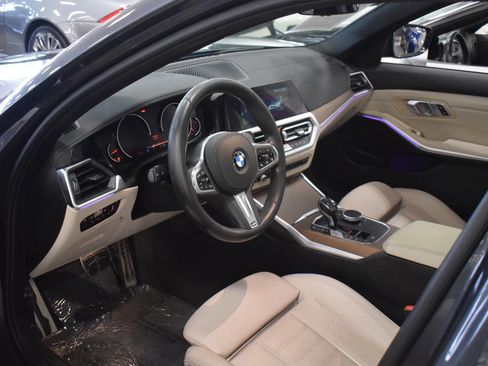 Used 2020 BMW 330i Sedan w/ M Sport Package image 33