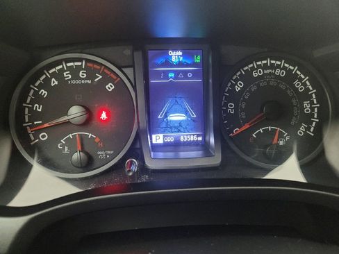 Used 2022 Toyota Tacoma SR RWD image 23