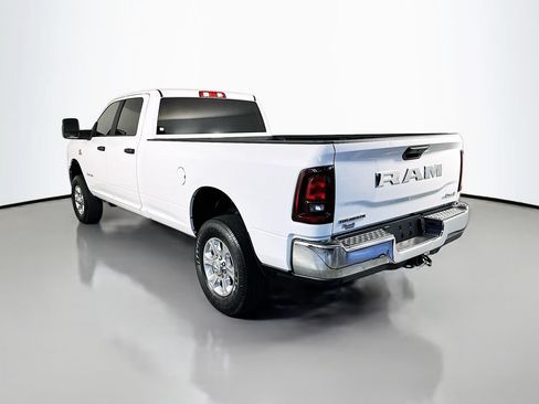 Used 2025 RAM 2500 Big Horn AWD/4WD image 5