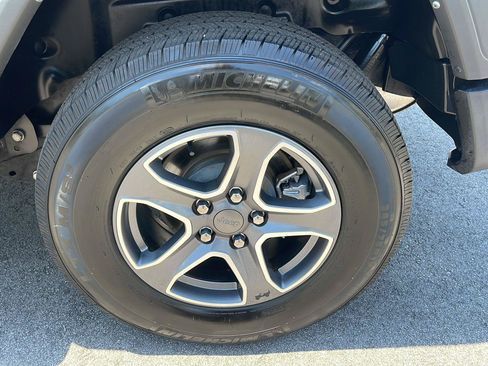 Used 2022 Jeep Wrangler Unlimited Sport AWD/4WD image 11