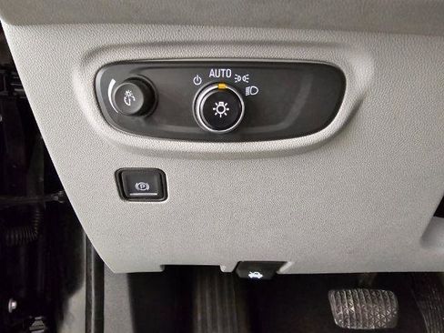 Used 2019 GMC Terrain SLE w/ Driver Convenience Package AWD/4WD image 14