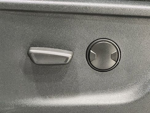 Used 2024 Ford F150 XLT image 12