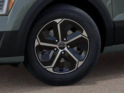 New 2025 Kia Niro EX image 10