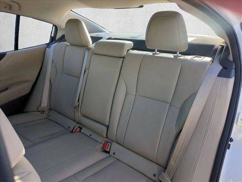 Used 2023 Subaru Legacy Limited image 20