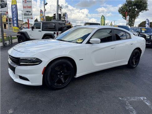 Used 2018 Dodge Charger R/T image 50