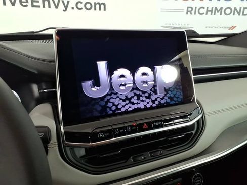 Used 2024 Jeep Compass Limited AWD/4WD image 21