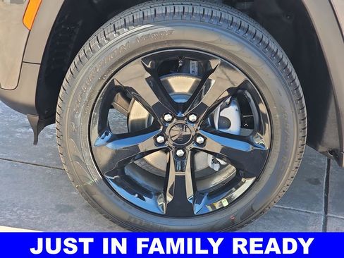 New 2026 Jeep Grand Cherokee Limited AWD/4WD image 37