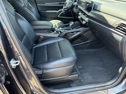 Used 2025 Kia Telluride S AWD/4WD image 20