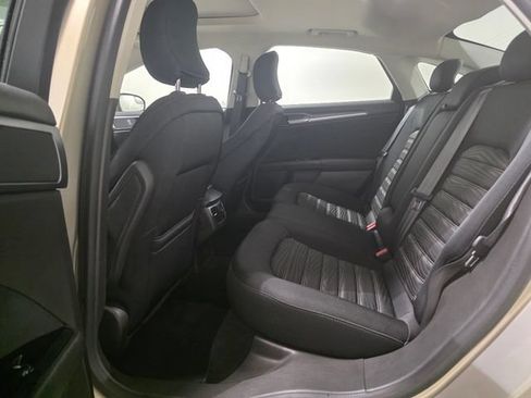 Used 2016 Ford Fusion SE w/ SE Cold Weather Package FWD image 25