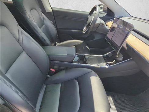 Used 2019 Tesla Model 3 Standard Range Plus RWD image 23